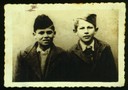 F 6: Foto / 8 x 6 cm / quer / sw / Kinderfoto F 6: Foto / 8 x 6 cm / quer / sw / Kinderfoto