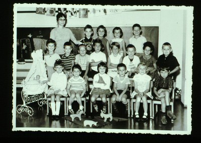 C 11: photo/ postcard size/ landscape/ black and white/ kindergarten