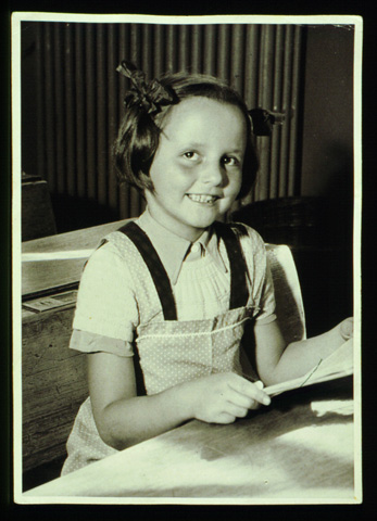 A 6: photo/ A5/ portrait/black and white/ Annelis at school in Brig